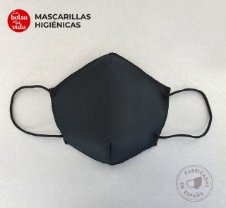 Mascarillas higiénicas reutilizables homologadas para adultos y niños de color negro, foto de frente.